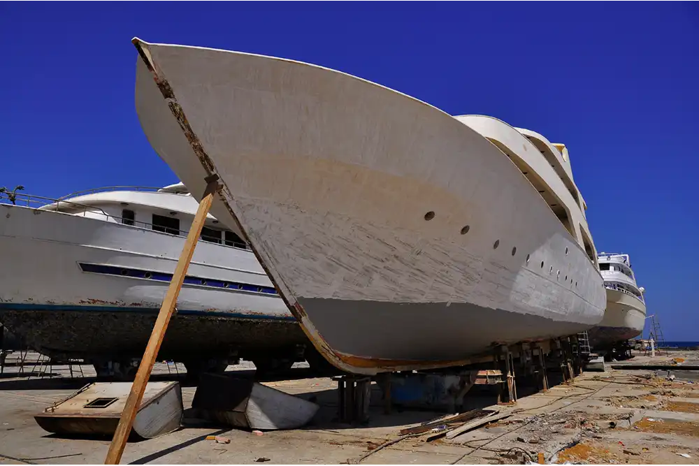 An Egyptian tourist boat has sunk in the Red Sea