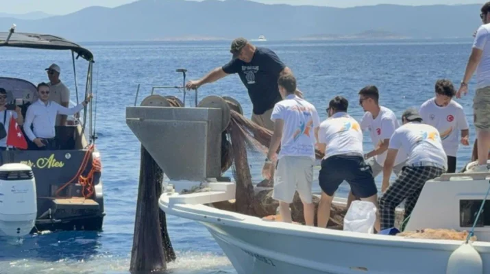 Muğla İl Tarım ve Orman Müdürlüğü koordinasyonunda Gündoğan Balıkçı Barınağı’nda