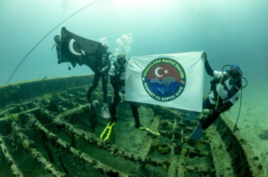 Birinci Dünya Savaşı’nın en şiddetli çarpışmaları sırasında Çanakkale’de batan savaş
