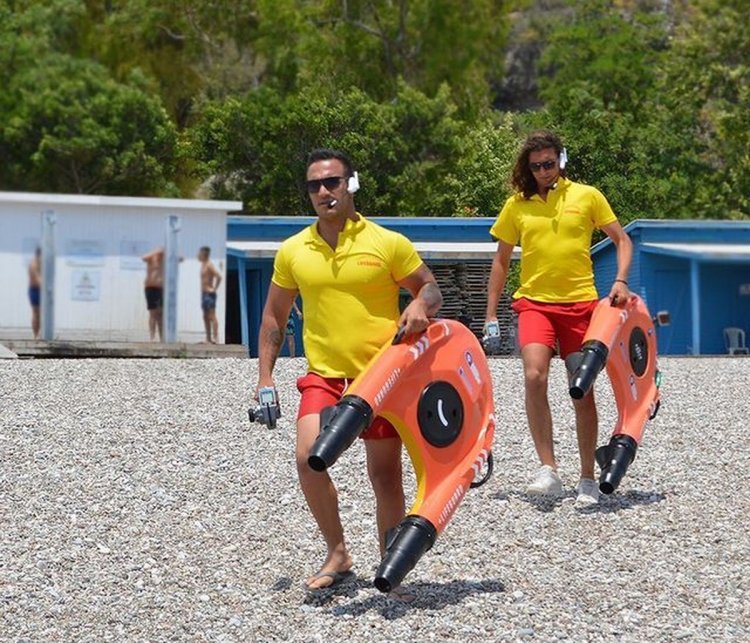 Sahillerde, insansız Cankurtaran Robotlar Genelgeyle Zorunlu Hale Geldi. Yaz sezonunun
