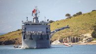 İzmir’in Foça ilçesinde 9 Nisan’da denize düşen eğitim uçağının enkazı TCG Alemdar gemisi tarafından çıkarıldı. İzmir Çiğli 2. Ana Jet Üssü’nden kalkan KT-1 tipi eğitim uçağı, 9 Nisan’da Orak Adası ile İngiliz Burnu arasında denize düşmüş, iki pilot kurtarılmıştı. Enkaz […]
