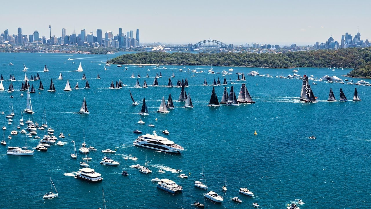 First to exit Sydney Heads and enter into open water