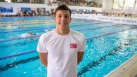 Milli yüzücü Emre Sakçı, Avrupa Kısa Kulvar Şampiyonası 50 metre kurbağalamada gümüş madalya aldı, Türkiye’ye bu alandaki ilk madalyasını kazandırdı. Milli yüzücü Emre Sakçı, İskoçya’da düzenlenen Avrupa Kısa Kulvar Yüzme Şampiyonası’nda erkekler 50 metre kurbağalamada gümüş madalya alarak Türkiye’ye bu […]