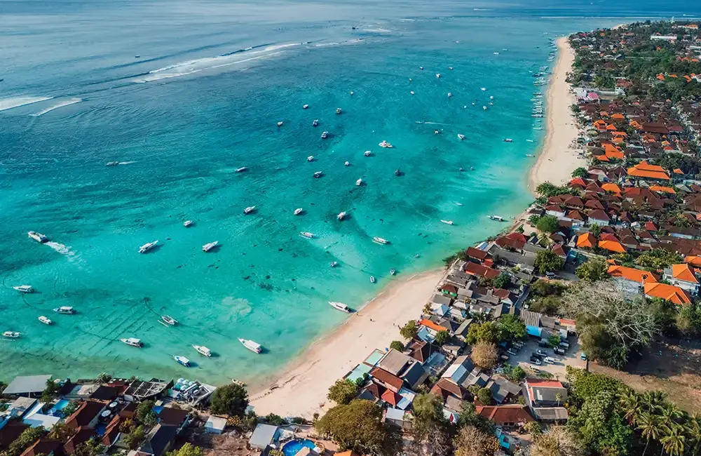Norwegian tourist killed by snorkel boat while spearfishing off Nusa Lembongan, Bali A Norwegian tourist has died after being struck by a