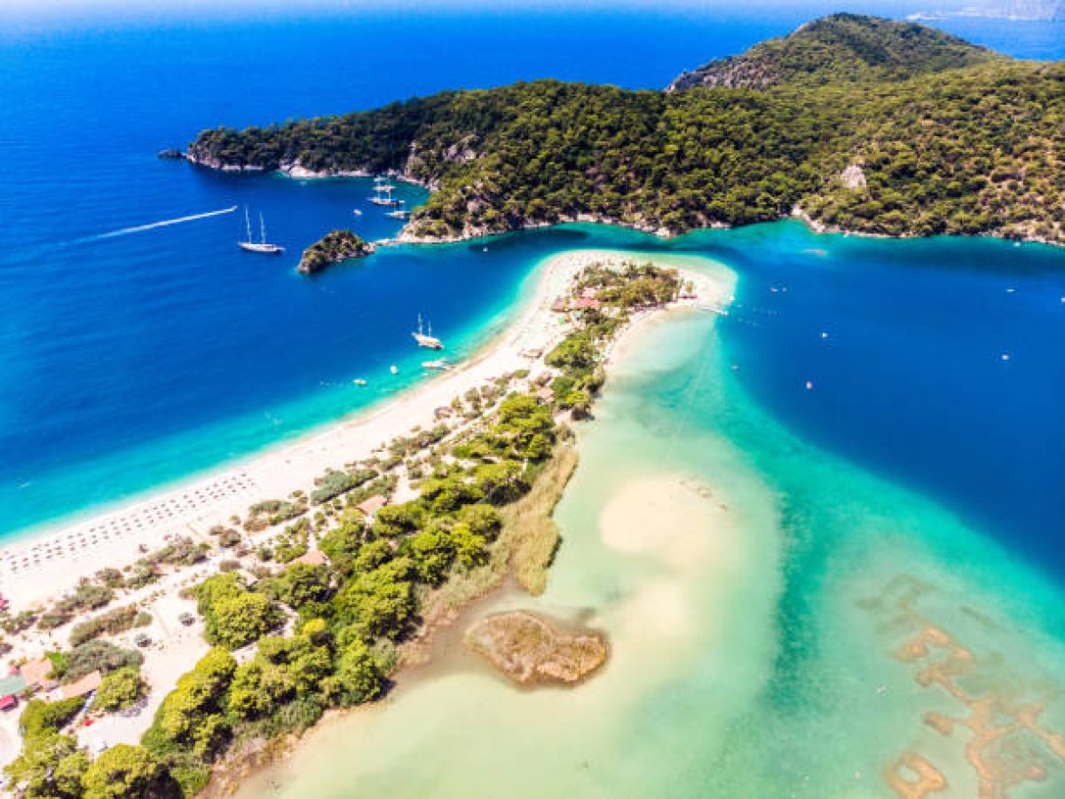 Ölüdeniz Kumburnu Plajı için 2026 yılına ait giriş ücretleri netleşti.