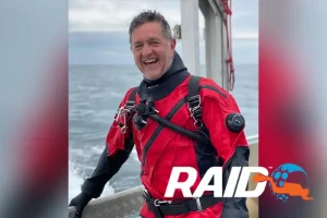 Paul Toomer has announced that he has parted company with