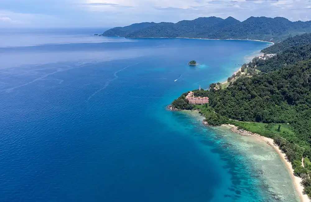 A 31-year-old Malaysian diver has died off Pulau Tioman, Malaysia,