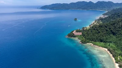 A 31-year-old Malaysian diver has died off Pulau Tioman, Malaysia,