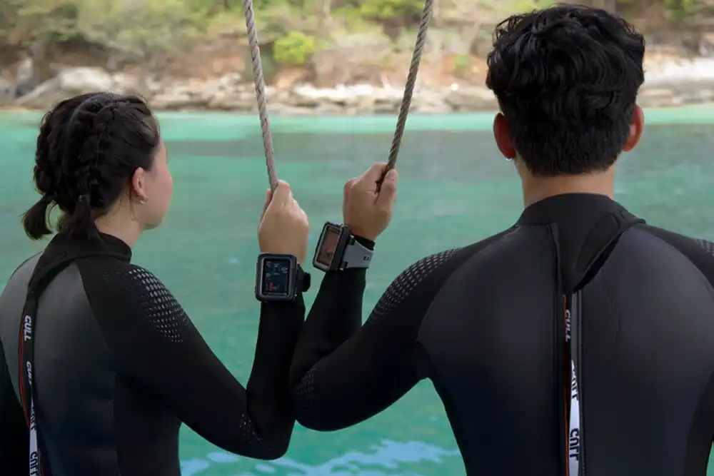 (Japanese divers with Shearwater computers and Gull wetsuits Photo: Shearwater