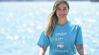 UNDP Türkiye Sudaki Yaşam Savunuculuğu görevini üstlenen Dünya Serbest Dalış Rekortmeni Şahika Ercümen, bu göreve atanmasının birinci yıldönümünde, herkesi kendi varoluşumuz için de muhtaç olduğumuz okyanus ve denizleri korumak için acilen harekete geçmeye çağırdı. Geçen yıl 8 Haziran Dünya Okyanus […]