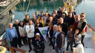 TURMEPA Deniz Temiz Derneği Antalya Şubesi yönetimi ve üyeleri, Dünya Çocuk Günü nedeniyle düzenlenen yat turunda balık ekmek yedi, Antalya’nın güzelliklerini denizden izleme fırsatı buldu. Gönüllü üyelerle kaynaşma amacıyla düzenlenen yat turuna Türk Halk Müziği sanatçısı Sümer Ezgü ile eşi […]