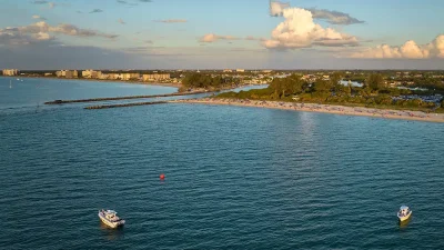 A 60-year-old diver from Tennessee died after surfacing from a