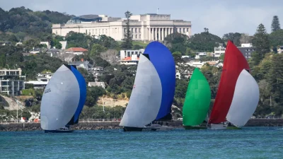 Richard Gladwell tarafından Sail-World.com'da 22 Ekim 23:27 UTC tarihinde yayınlandı.